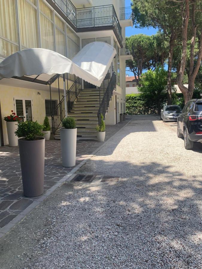 Hotel Augustus Milano Marittima Extérieur photo