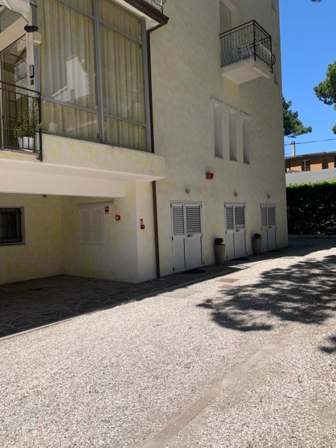 Hotel Augustus Milano Marittima Extérieur photo