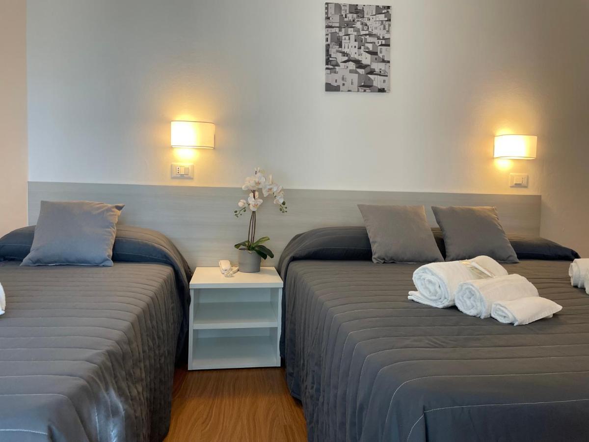 Hotel Augustus Milano Marittima Extérieur photo