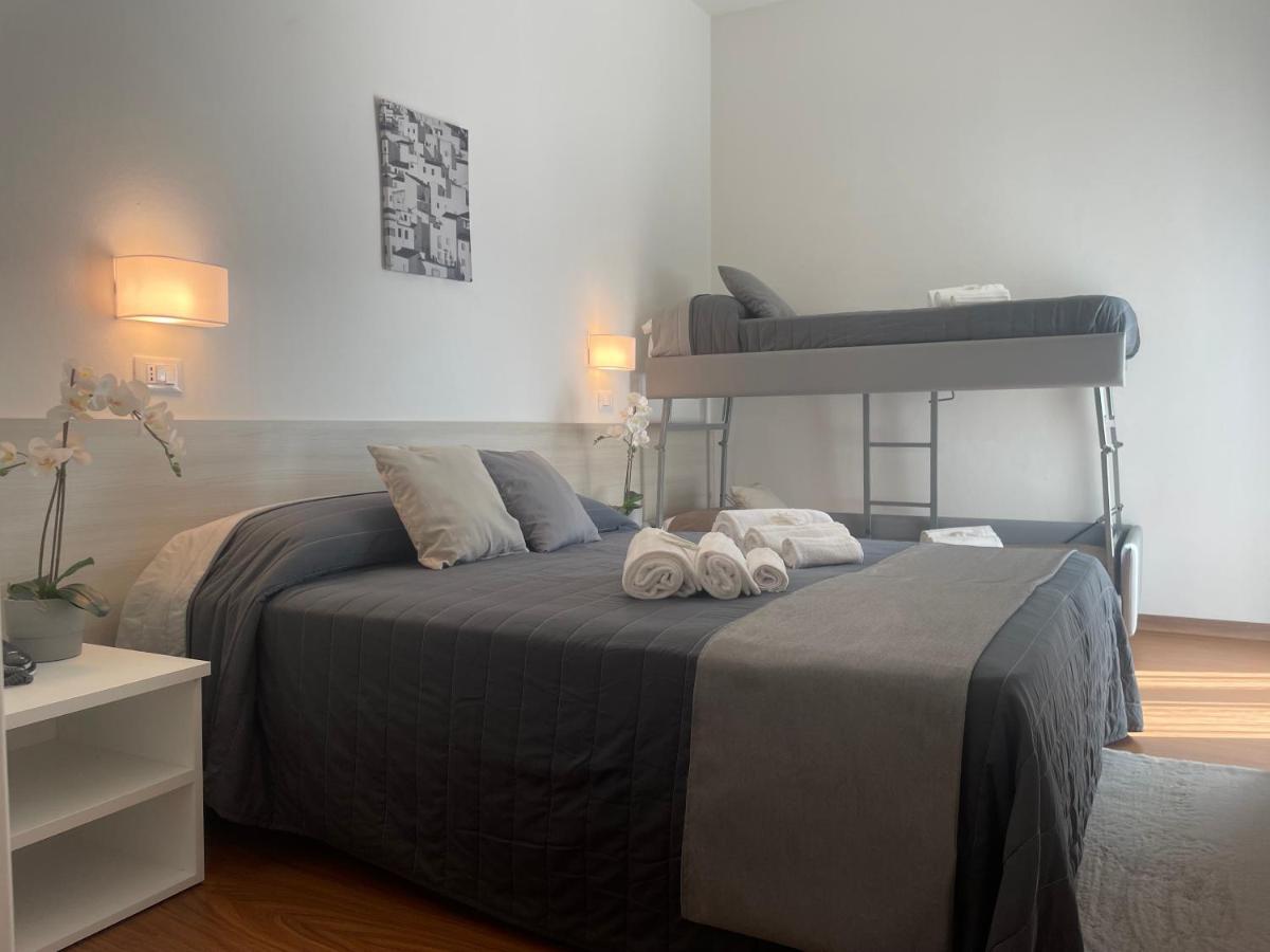 Hotel Augustus Milano Marittima Extérieur photo