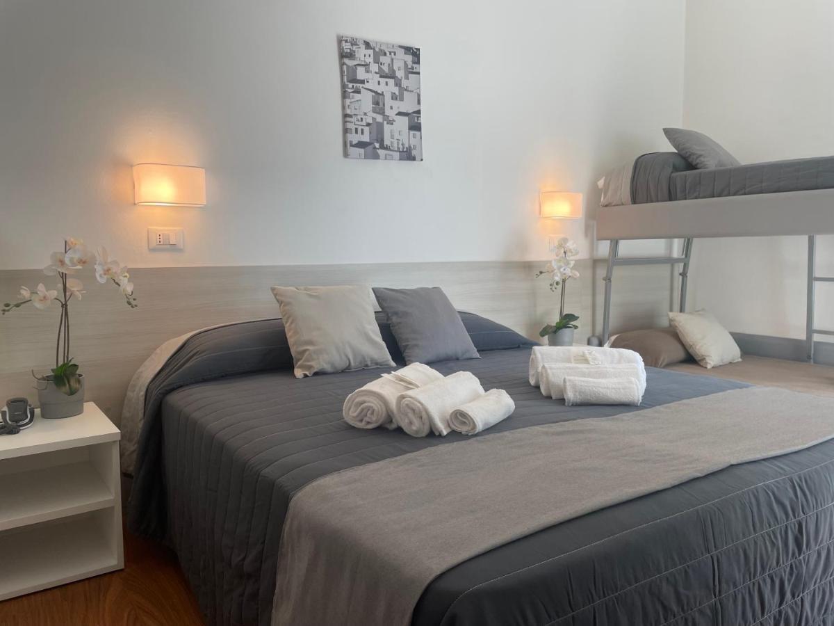 Hotel Augustus Milano Marittima Extérieur photo