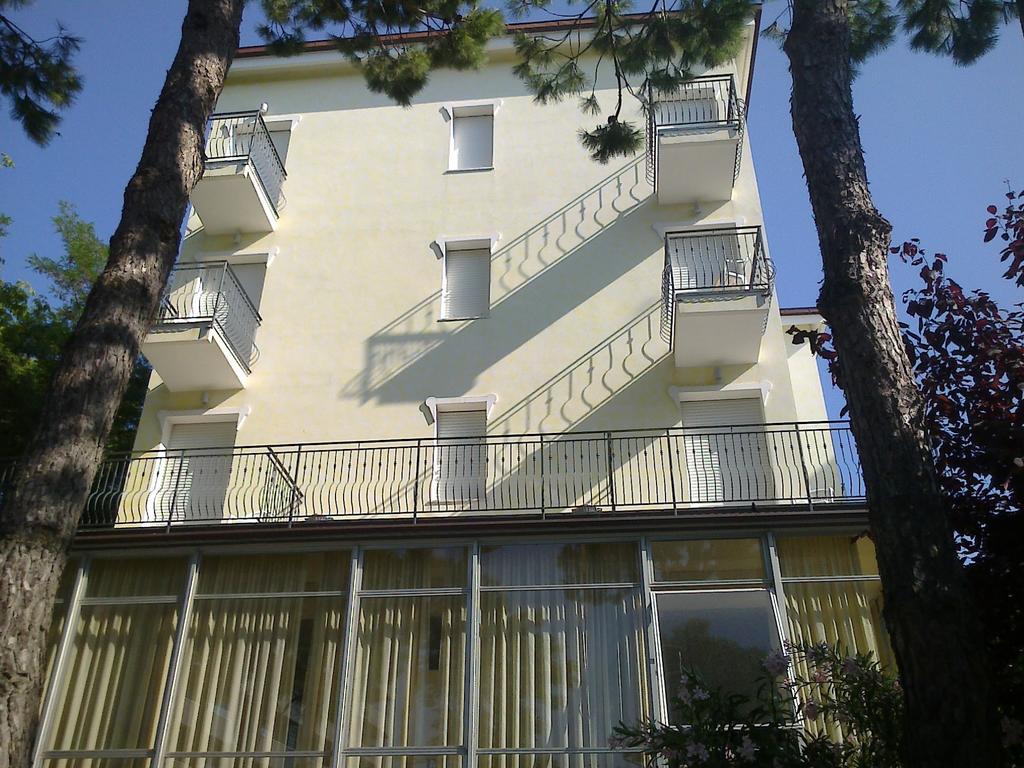 Hotel Augustus Milano Marittima Extérieur photo