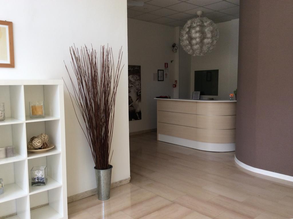 Hotel Augustus Milano Marittima Extérieur photo