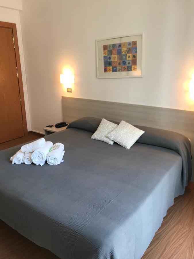 Hotel Augustus Milano Marittima Extérieur photo